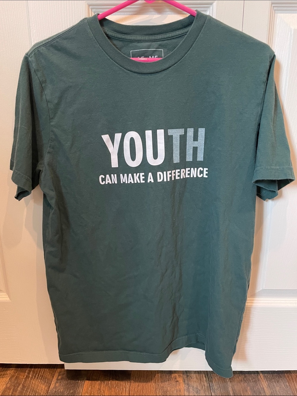 American Eagle x ME Council T-Shirt - Women’s Medium